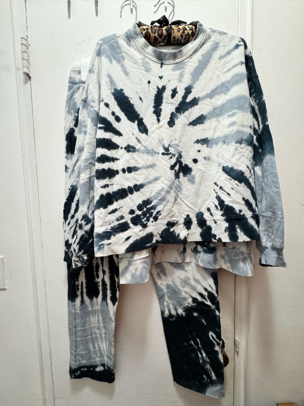 Electric & Rose Tie-Dye Matching Sweats Set Medium